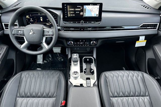 2026 Mitsubishi Outlander SEL