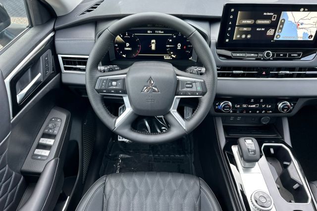 2026 Mitsubishi Outlander SEL