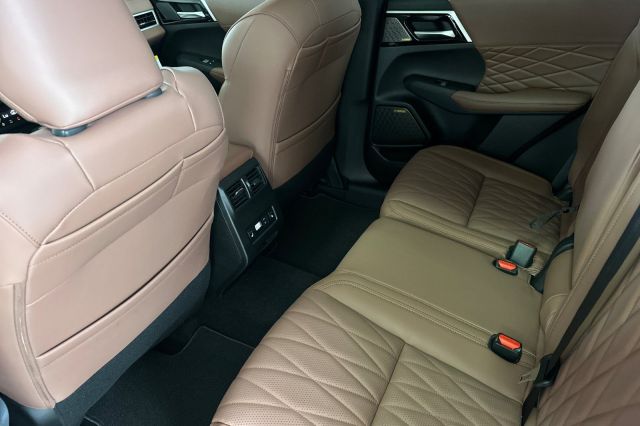 2026 Mitsubishi Outlander SEL