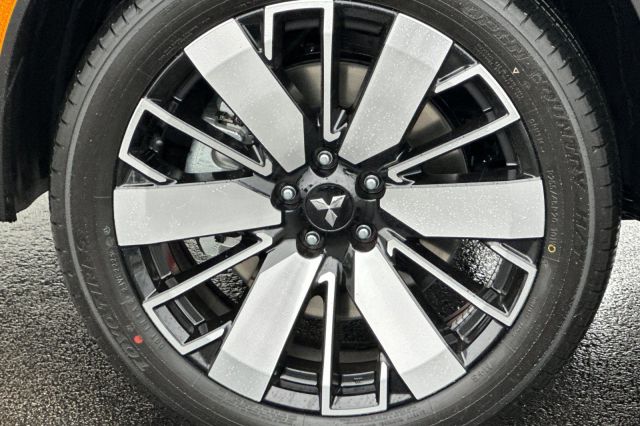 2026 Mitsubishi Outlander SEL