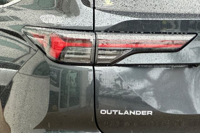 2026 Mitsubishi Outlander SEL