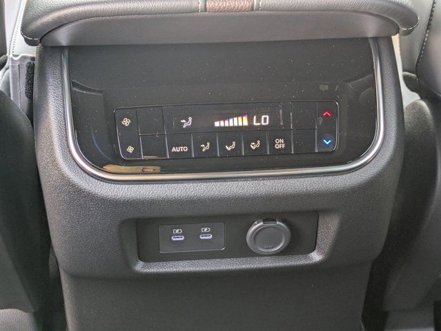 2026 Nissan Armada SL 4X2 2026 Nissan Armada SL 4X2