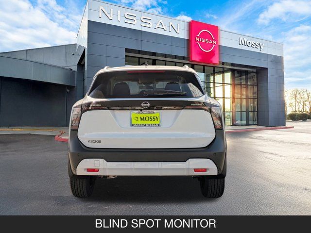 2026 Nissan Kicks SV