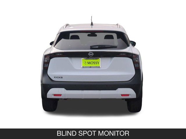 2026 Nissan Kicks SV