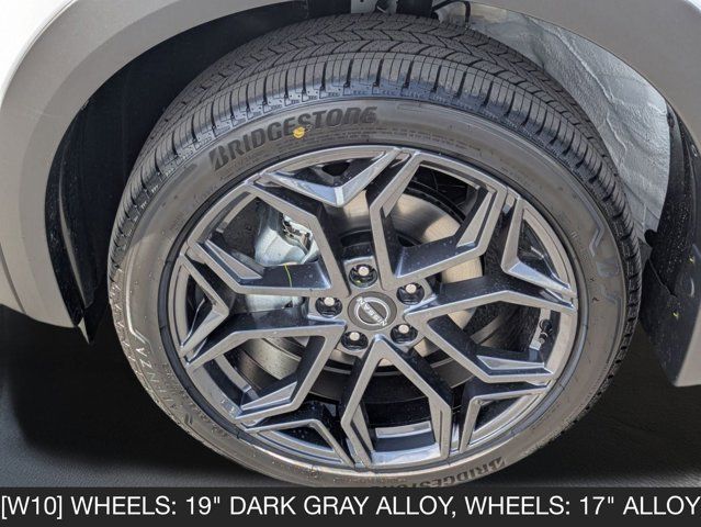 2026 Nissan Kicks SR 2026 Nissan Kicks SR