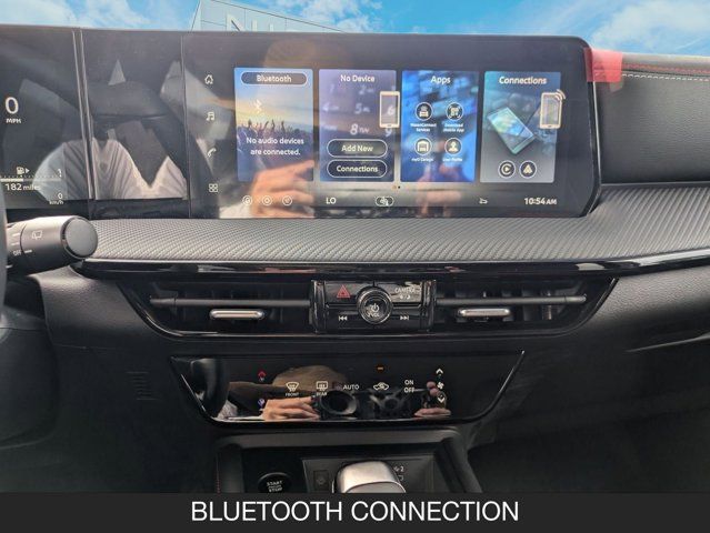 2026 Nissan Kicks SR 2026 Nissan Kicks SR