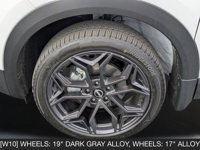 2026 Nissan Kicks SR 2026 Nissan Kicks SR