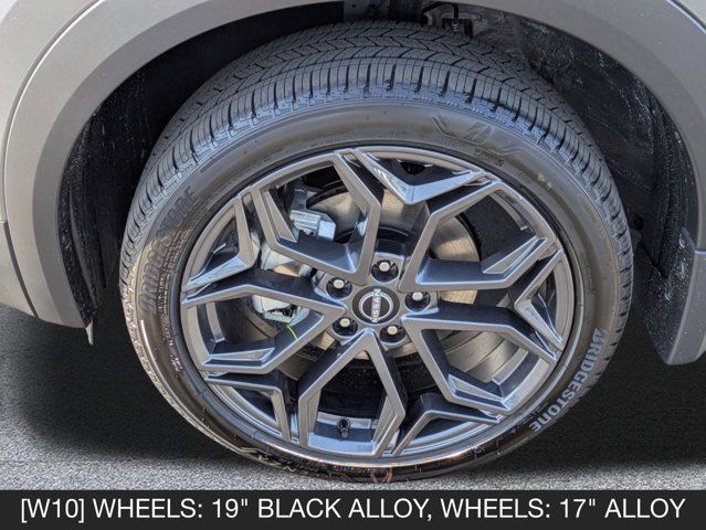 2026 Nissan Kicks SR 2026 Nissan Kicks SR