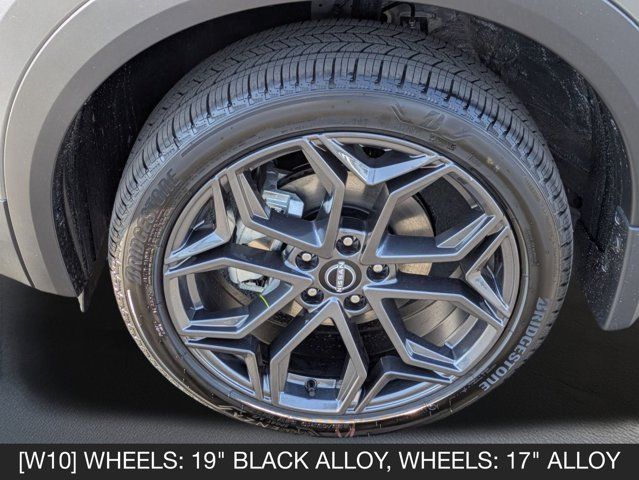 2026 Nissan Kicks SR 2026 Nissan Kicks SR