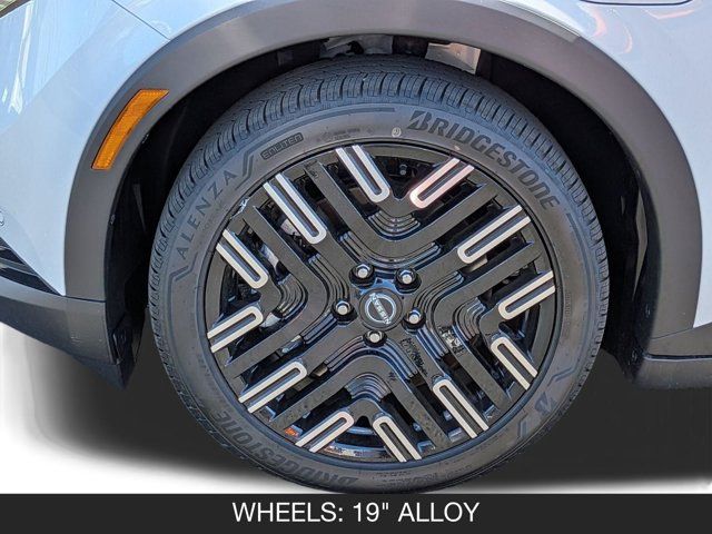 2026 Nissan Leaf PLATINUM+