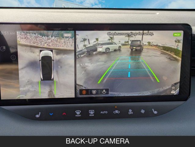 2026 Nissan Leaf PLATINUM+