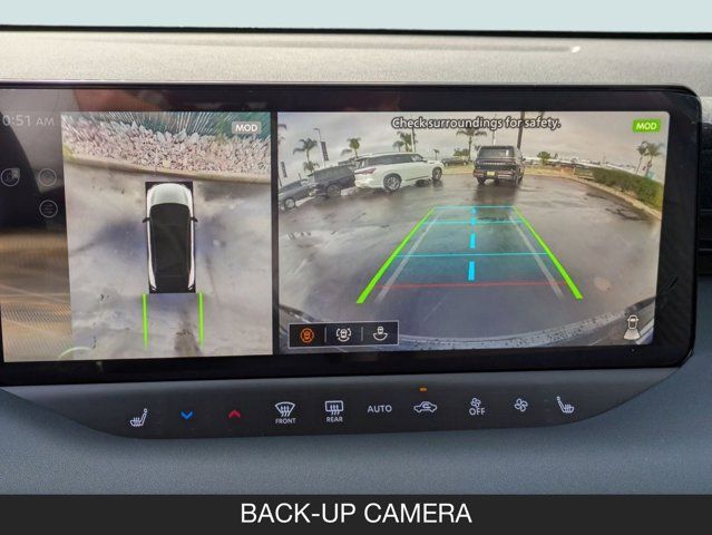 2026 Nissan Leaf PLATINUM+