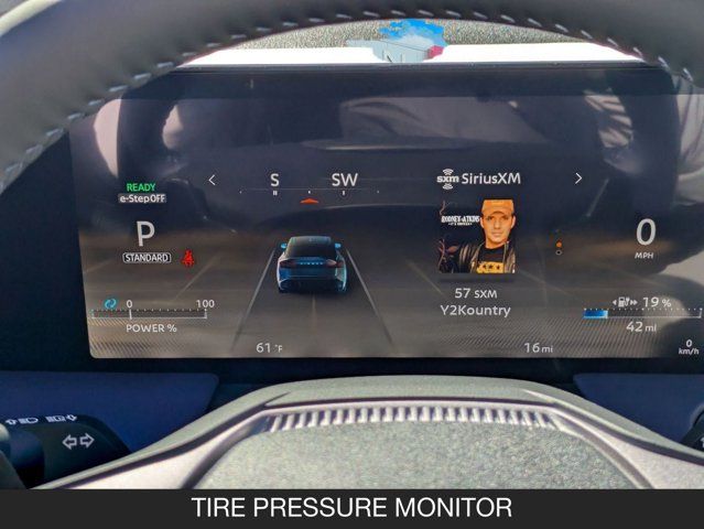 2026 Nissan Leaf PLATINUM+ 2026 Nissan Leaf PLATINUM+