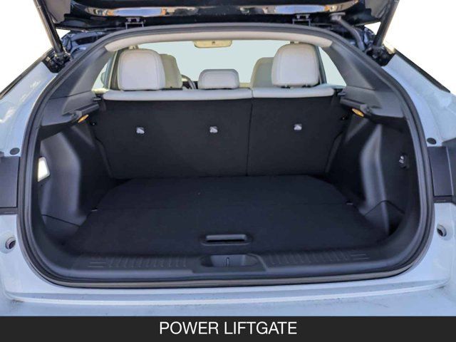 2026 Nissan Leaf PLATINUM+