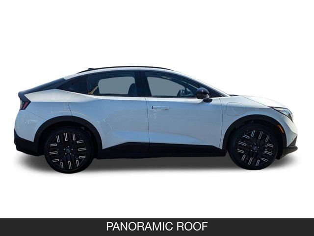 2026 Nissan Leaf PLATINUM+