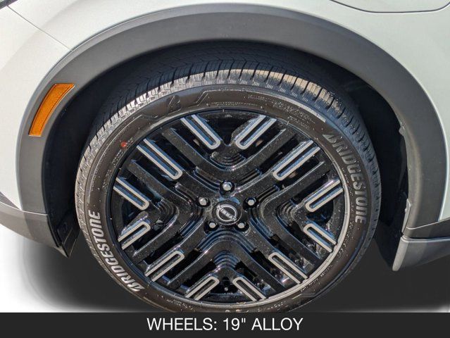 2026 Nissan Leaf PLATINUM+