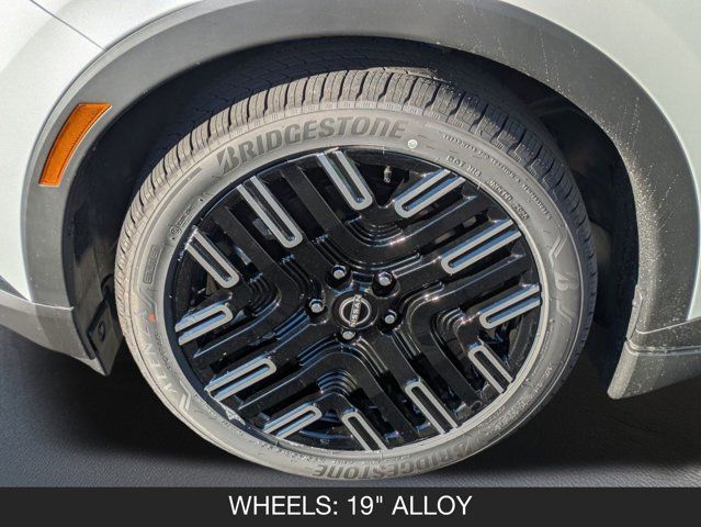 2026 Nissan Leaf PLATINUM+