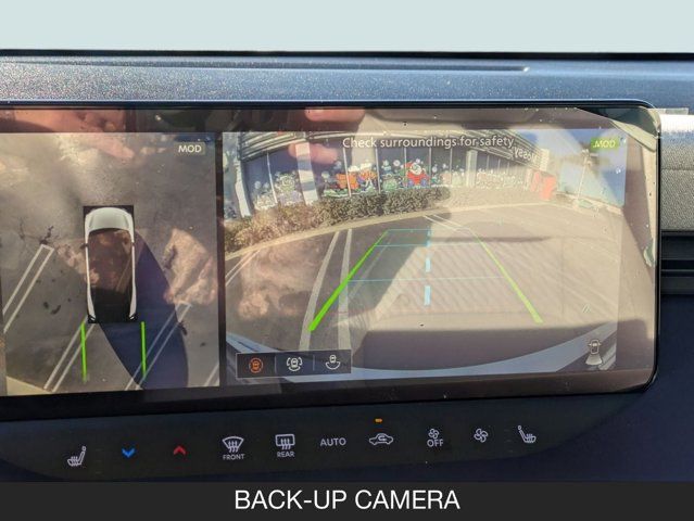 2026 Nissan Leaf PLATINUM+