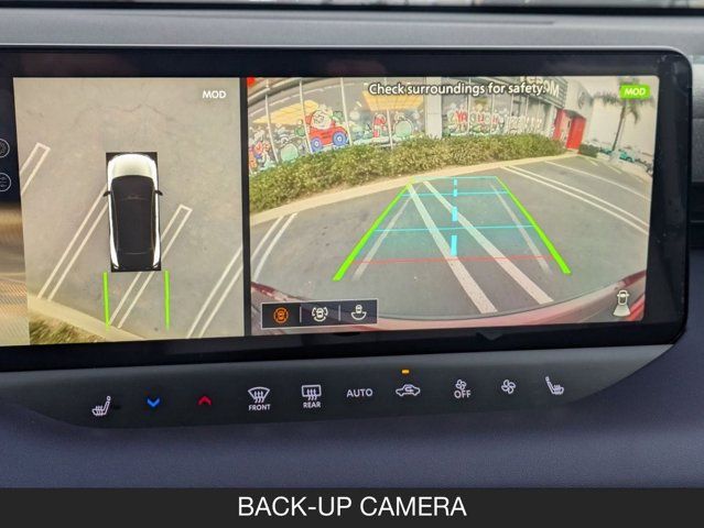 2026 Nissan Leaf PLATINUM+