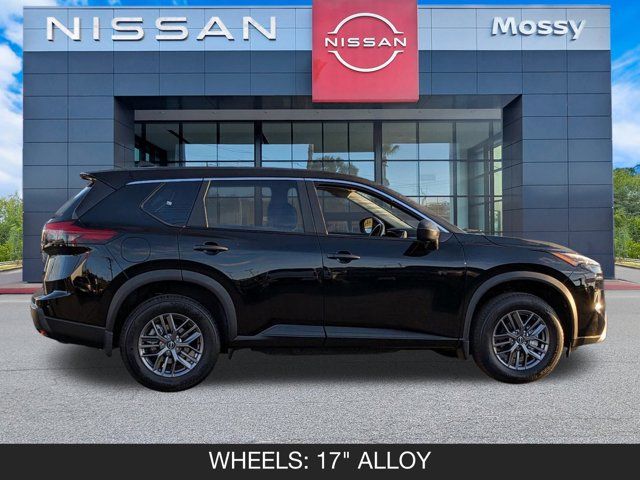 2026 Nissan Rogue S 2026 Nissan Rogue S