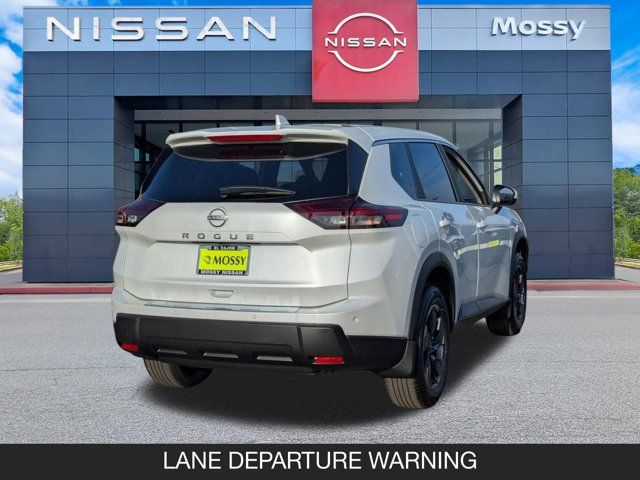 2026 Nissan Rogue SV 2026 Nissan Rogue SV