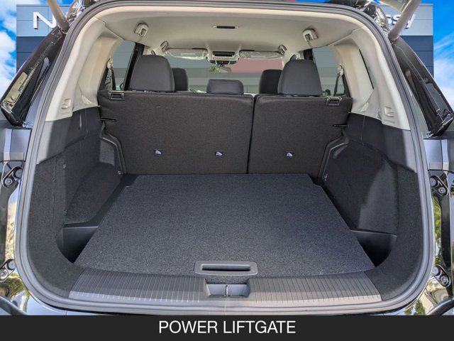 2026 Nissan Rogue SV 2026 Nissan Rogue SV