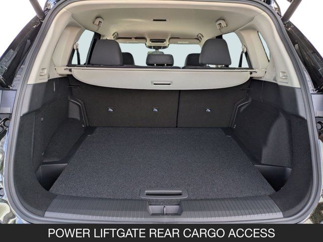 2026 Nissan Rogue SV 2026 Nissan Rogue SV