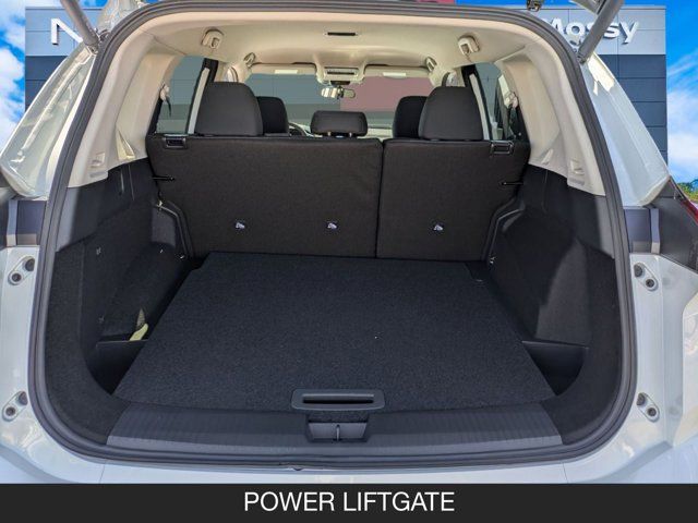 2026 Nissan Rogue SV 2026 Nissan Rogue SV