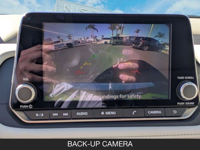 2026 Nissan Rogue SV 2026 Nissan Rogue SV