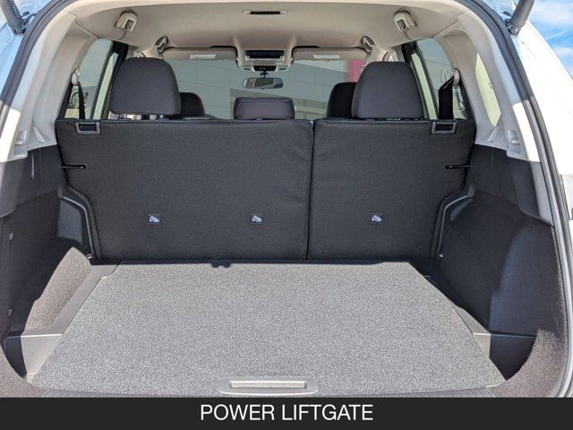 2026 Nissan Rogue SV 2026 Nissan Rogue SV