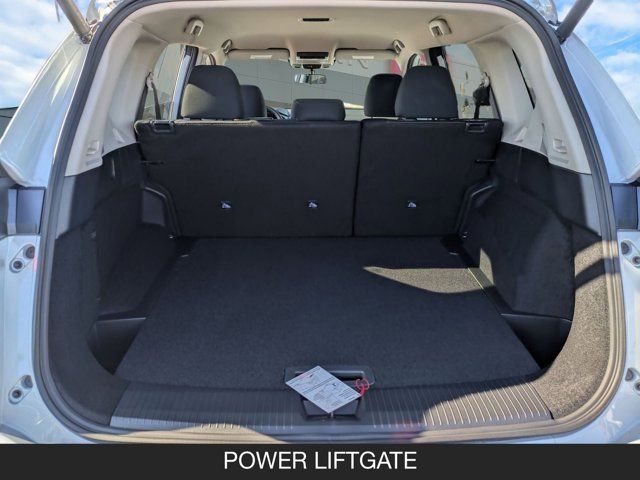 2026 Nissan Rogue SV 2026 Nissan Rogue SV