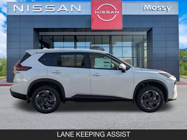 2026 Nissan Rogue SV 2026 Nissan Rogue SV