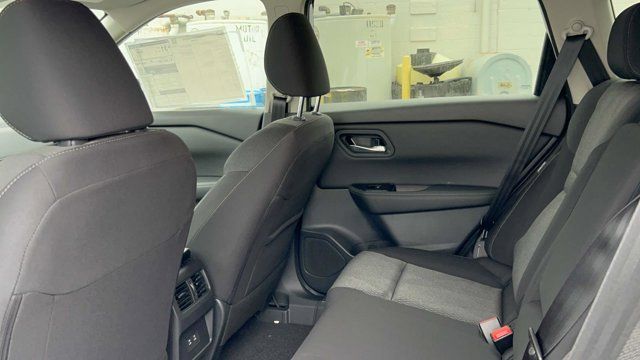 2026 Nissan Rogue SV 2026 Nissan Rogue SV