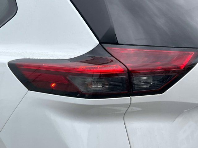 2026 Nissan Rogue SV 2026 Nissan Rogue SV