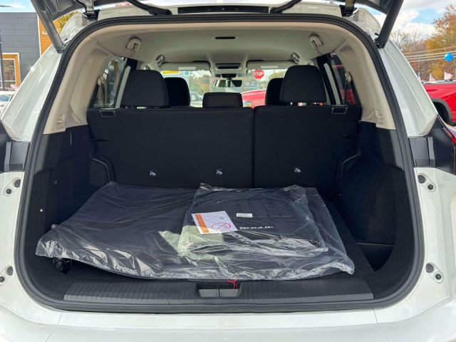 2026 Nissan Rogue AWD SV *Ltd Avail* 2026 Nissan Rogue AWD SV *Ltd Avail*