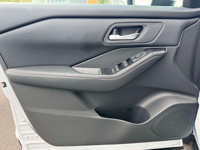 2026 Nissan Rogue AWD SV *Ltd Avail* 2026 Nissan Rogue AWD SV *Ltd Avail*