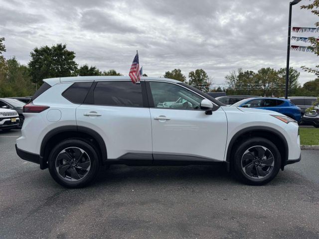 2026 Nissan Rogue AWD SV