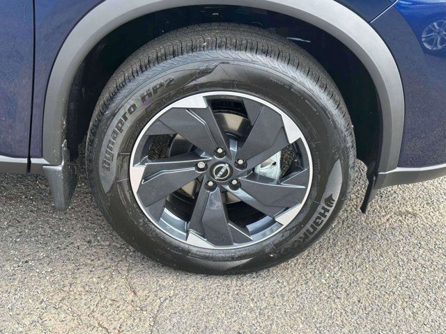 2026 Nissan Rogue SV 2026 Nissan Rogue SV