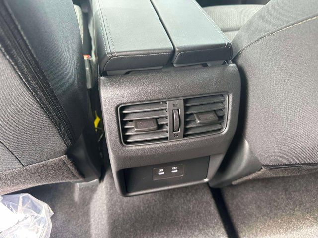 2026 Nissan Rogue SV 2026 Nissan Rogue SV