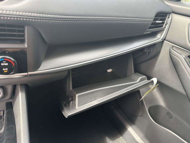 2026 Nissan Rogue SV 2026 Nissan Rogue SV