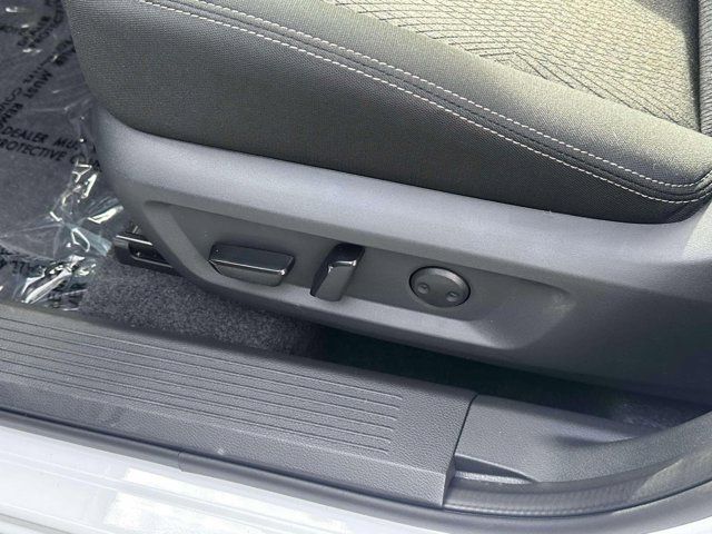 2026 Nissan Rogue SV 2026 Nissan Rogue SV