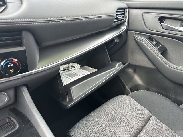 2026 Nissan Rogue SV 2026 Nissan Rogue SV