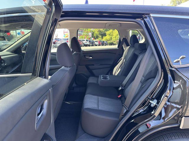 2026 Nissan Rogue SV 2026 Nissan Rogue SV