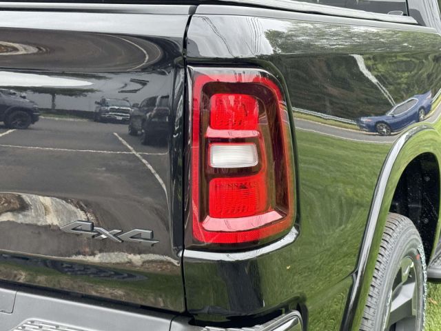 2026 Ram 1500 Big Horn 4x4 Crew Cab 57 Box