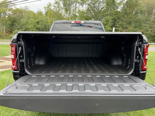 2026 Ram 1500 Big Horn 4x4 Crew Cab 57 Box