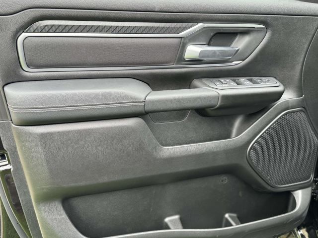 2026 Ram 1500 Big Horn 4x4 Crew Cab 57 Box