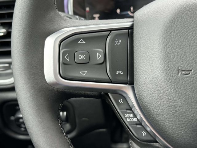 2026 Ram 1500 Big Horn 4x4 Crew Cab 57 Box