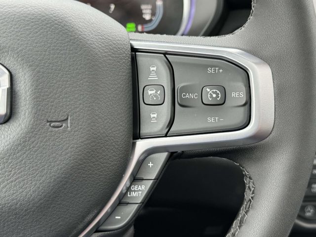 2026 Ram 1500 Big Horn 4x4 Crew Cab 57 Box
