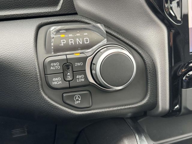 2026 Ram 1500 Big Horn 4x4 Crew Cab 57 Box