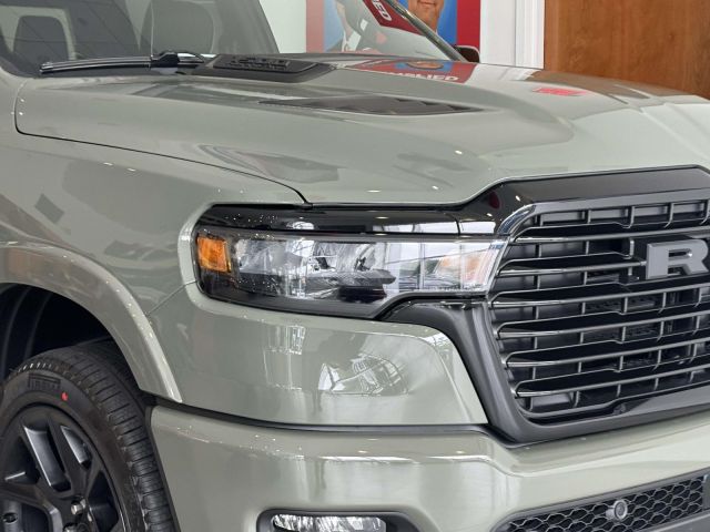 2026 Ram 1500 LARAMIE CREW CAB 4X4 57 BOX